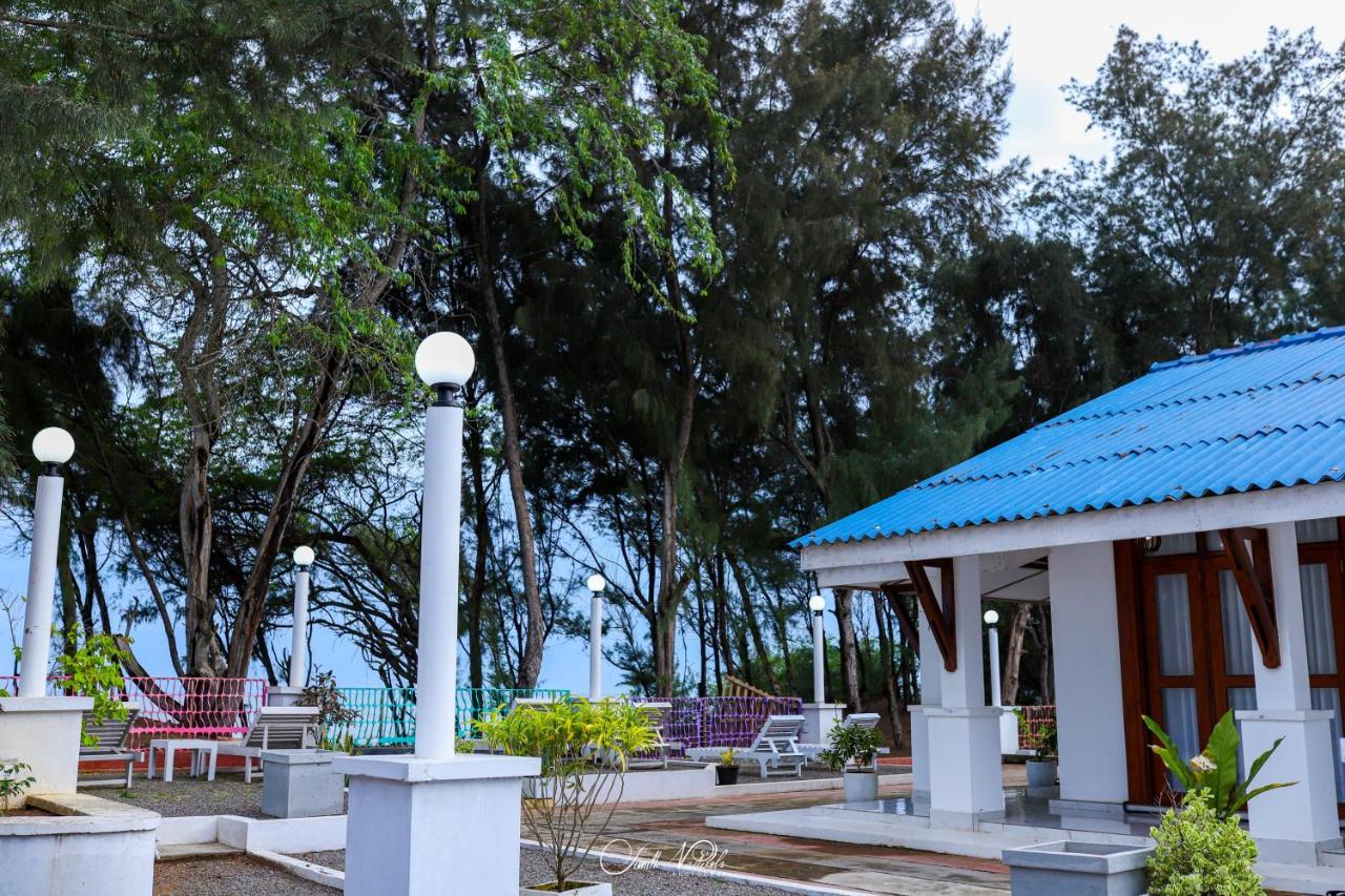Ceylonta Beach Resort And Spa Hambantota Ngoại thất bức ảnh