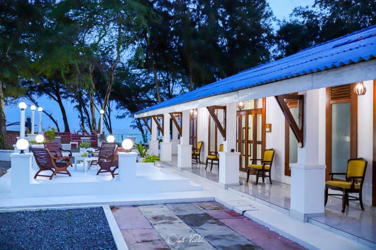 Ceylonta Beach Resort And Spa Hambantota Ngoại thất bức ảnh