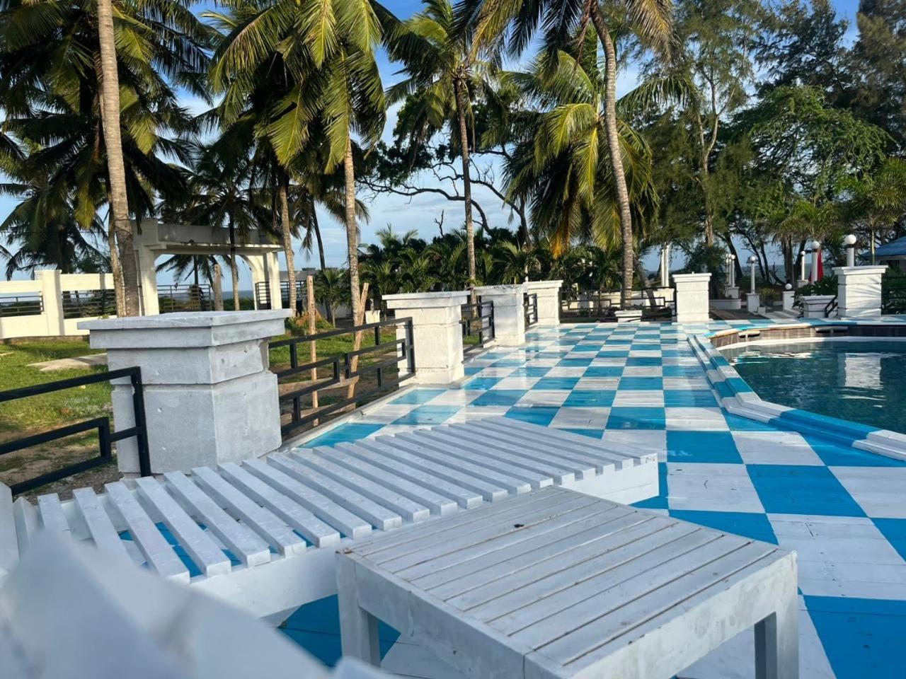 Ceylonta Beach Resort And Spa Hambantota Ngoại thất bức ảnh