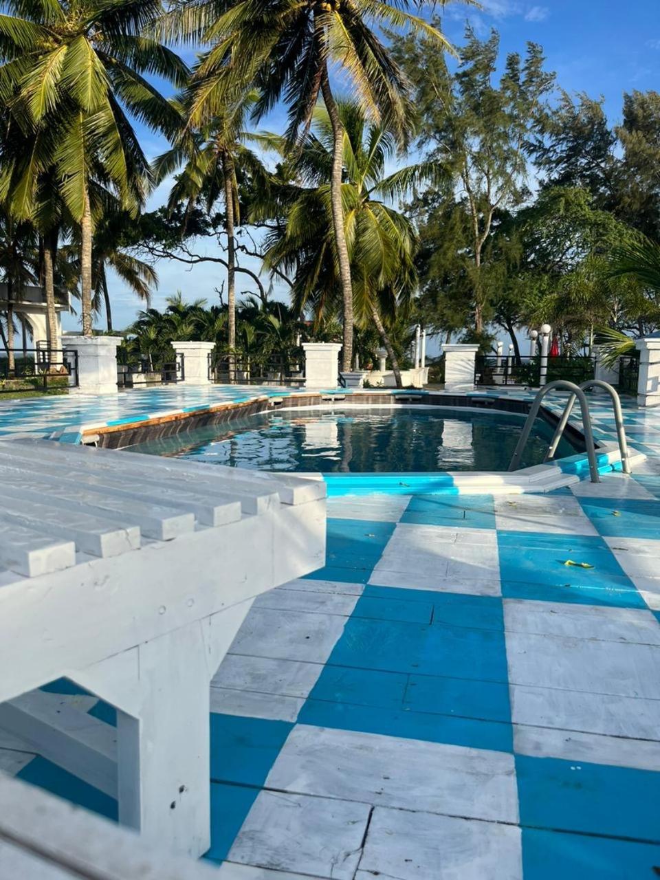 Ceylonta Beach Resort And Spa Hambantota Ngoại thất bức ảnh