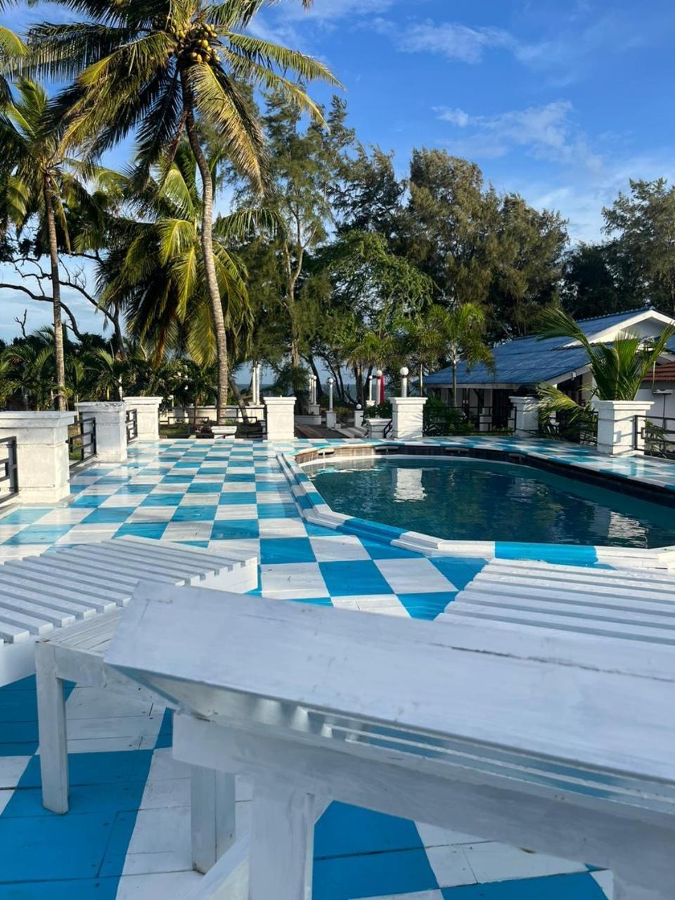 Ceylonta Beach Resort And Spa Hambantota Ngoại thất bức ảnh