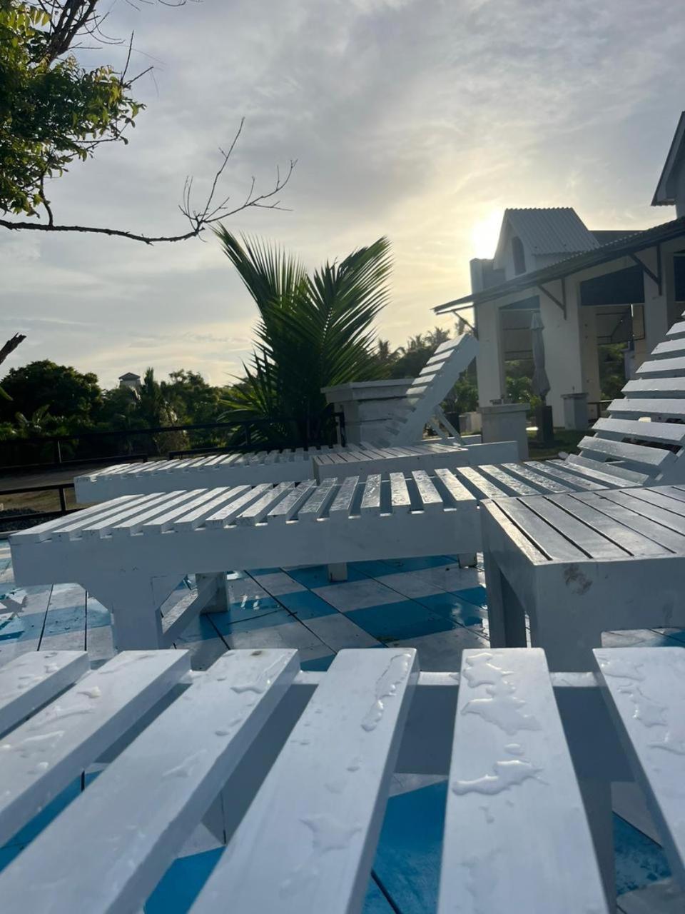 Ceylonta Beach Resort And Spa Hambantota Ngoại thất bức ảnh
